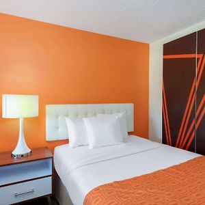 Chambre de Luxe Lit Queen-Size avec Accès aux Personnes Handicapées